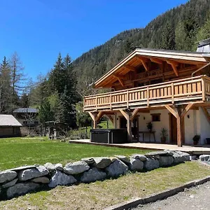  Chalet Chalet Le Petit Paradis - Chamonix-mont-blanc France